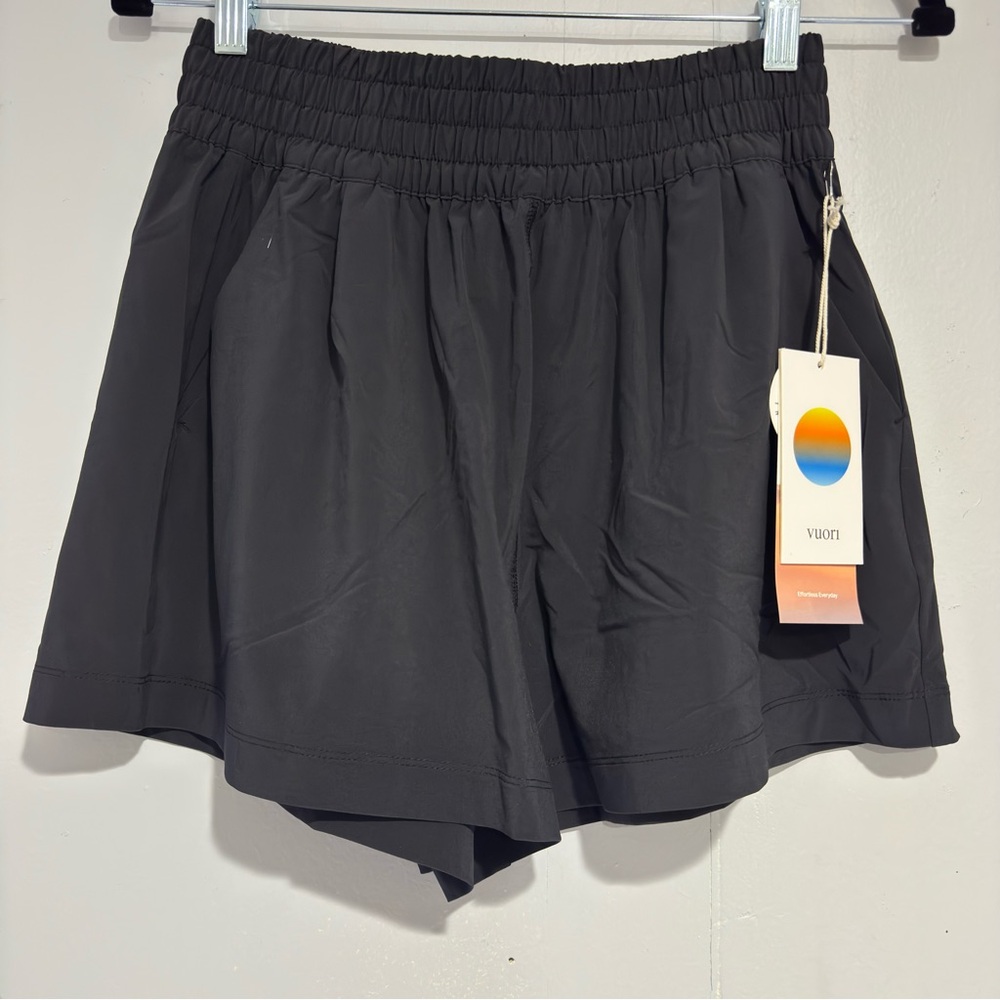 Vuori Black Performance Villa Short